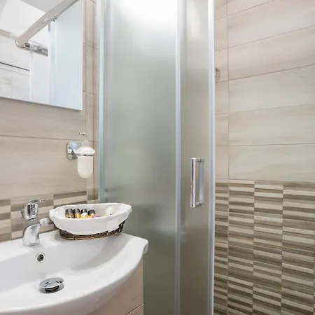 Апартаменты Nina's & Mara's Лигия